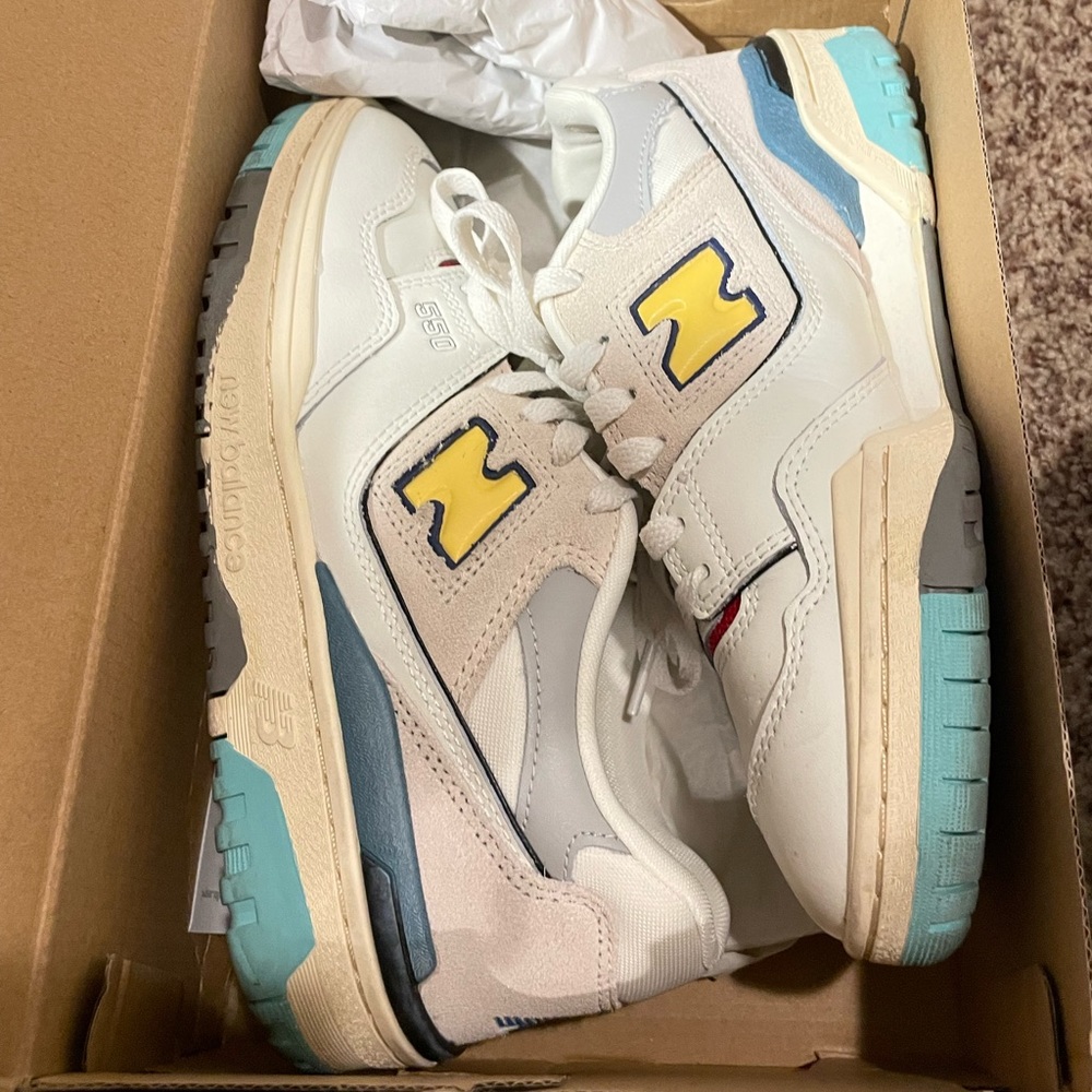 New Balance 550
